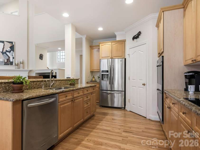 3228 Twelve Oaks Place, Charlotte, NC 28270.  MLS# CAR4337681, YatesRealty ID 4689. 