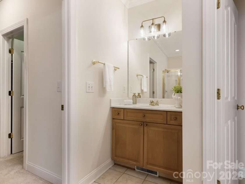 3228 Twelve Oaks Place, Charlotte, NC 28270.  MLS# CAR4337681, YatesRealty ID 4689. 