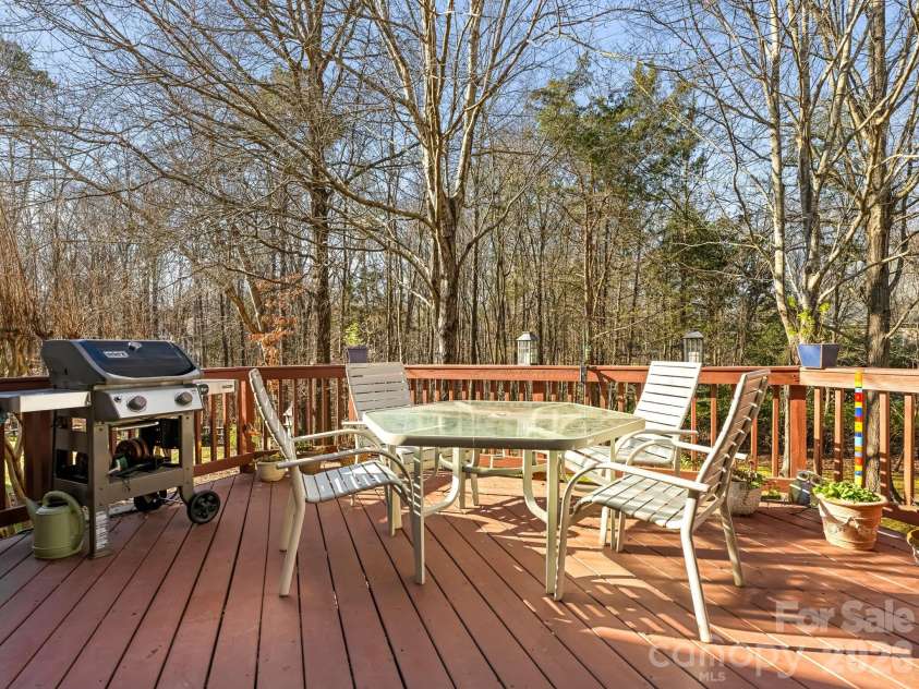 3228 Twelve Oaks Place, Charlotte, NC 28270.  MLS# CAR4337681, YatesRealty ID 4689. 