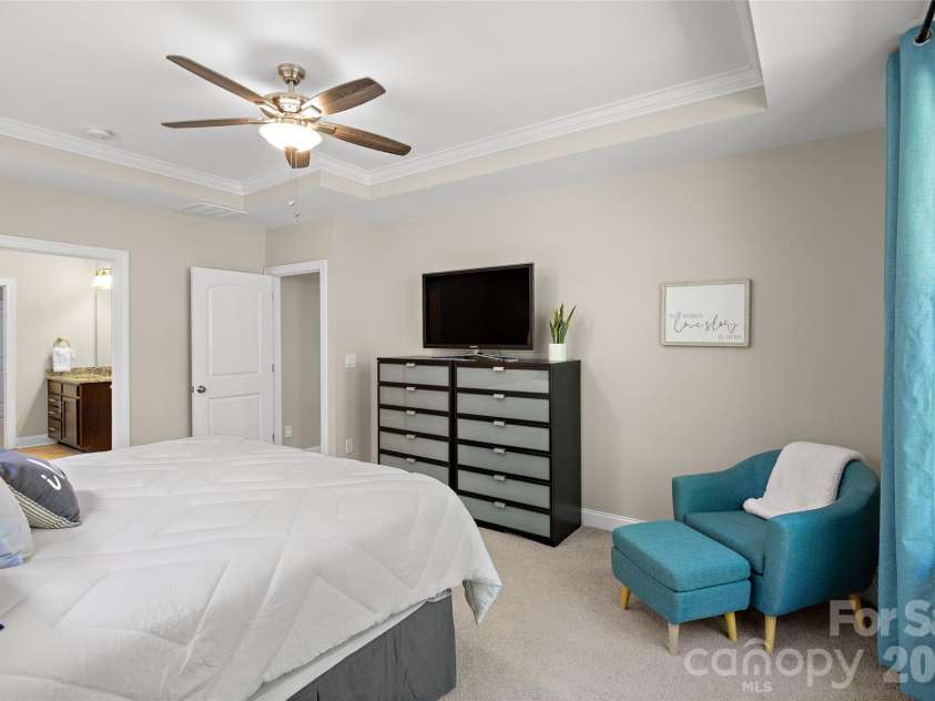 14114 Goldenrod Trace Road, Charlotte, NC 28278.  MLS# CAR4413317, YatesRealty ID 46892. 