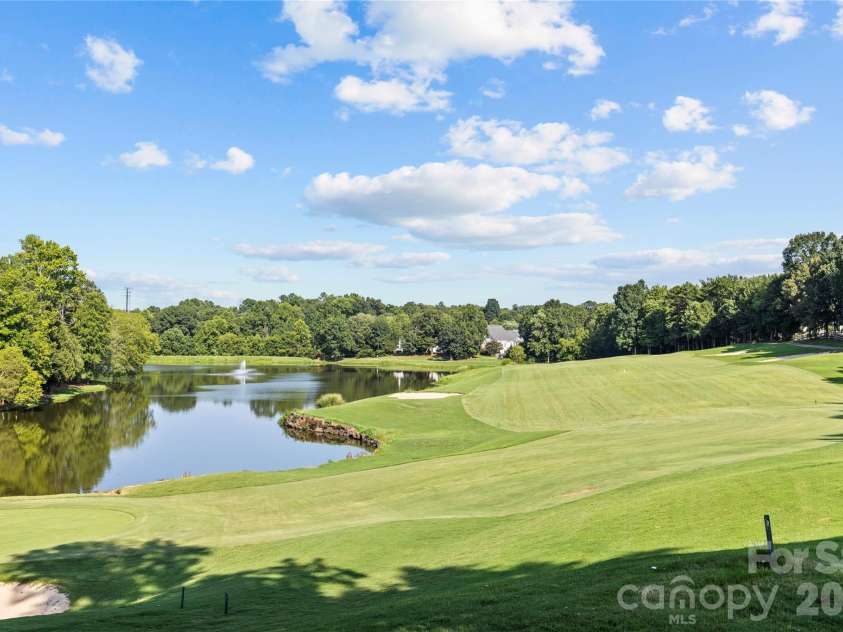 4519 Crownvista Drive, Charlotte, NC 28269.  MLS# CAR4410670, YatesRealty ID 46896. 