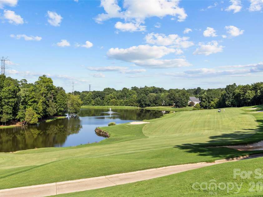 4519 Crownvista Drive, Charlotte, NC 28269.  MLS# CAR4410670, YatesRealty ID 46896. 