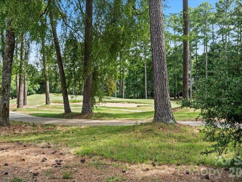 4519 Crownvista Drive, Charlotte, NC 28269.  MLS# CAR4410670, YatesRealty ID 46896. Golf Course Views