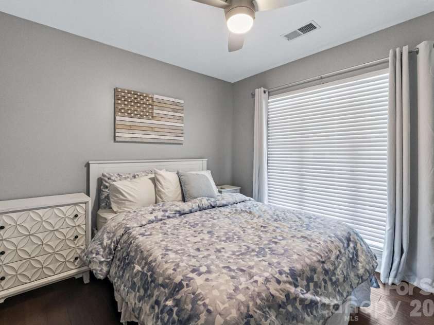712 Southwest Drive, Davidson, NC 28036.  MLS# CAR4414014, YatesRealty ID 46897. 