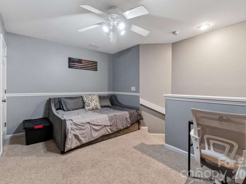 712 Southwest Drive, Davidson, NC 28036.  MLS# CAR4414014, YatesRealty ID 46897. 
