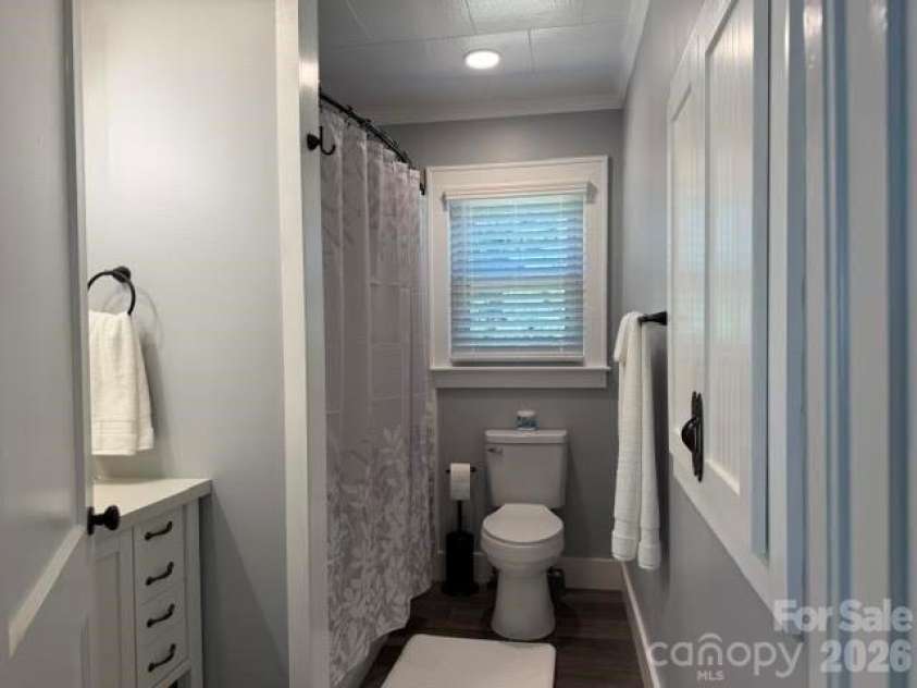 44 Ridgecrest Drive, Marion, NC 28752.  MLS# CAR4402036, YatesRealty ID 46899. 