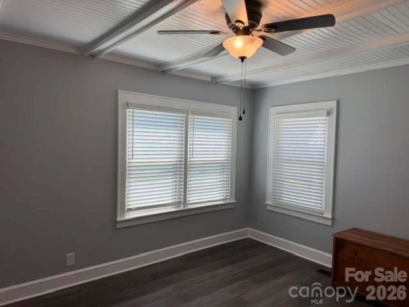 44 Ridgecrest Drive, Marion, NC 28752.  MLS# CAR4402036, YatesRealty ID 46899. 