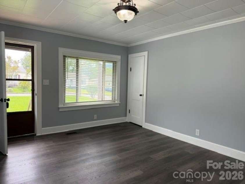 44 Ridgecrest Drive, Marion, NC 28752.  MLS# CAR4402036, YatesRealty ID 46899. 