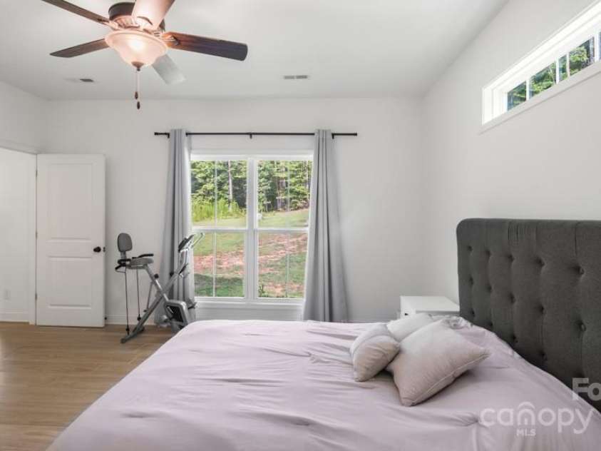 826 Country Lane, Pelham, NC 27311.  MLS# CAR4284309, YatesRealty ID 469. 