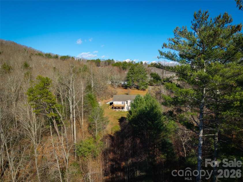 151 Willard Lane, Hendersonville, NC 28792.  MLS# CAR4281738, YatesRealty ID 4690. 