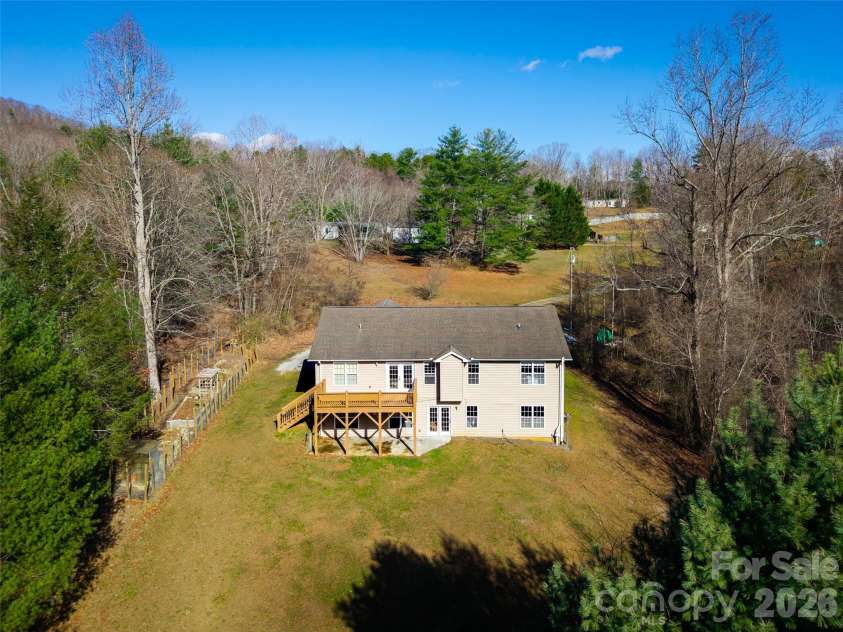 151 Willard Lane, Hendersonville, NC 28792.  MLS# CAR4281738, YatesRealty ID 4690. 