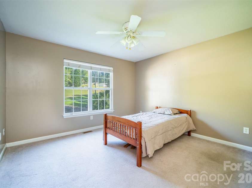 151 Willard Lane, Hendersonville, NC 28792.  MLS# CAR4281738, YatesRealty ID 4690. Bedroom