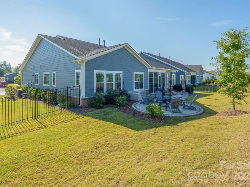 232 Lanyard Lane, Belmont, NC 28012.  MLS# CAR4332854, YatesRealty ID 4690. 