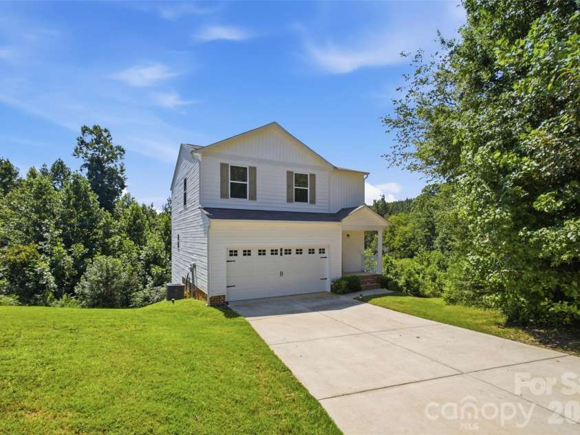181 Four Andrews Drive, Harmony, NC 28634.  MLS# CAR4418501, YatesRealty ID 46902. 