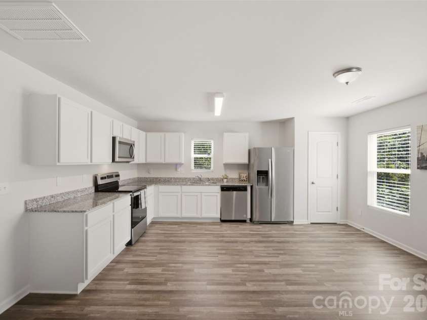 181 Four Andrews Drive, Harmony, NC 28634.  MLS# CAR4418501, YatesRealty ID 46902. 