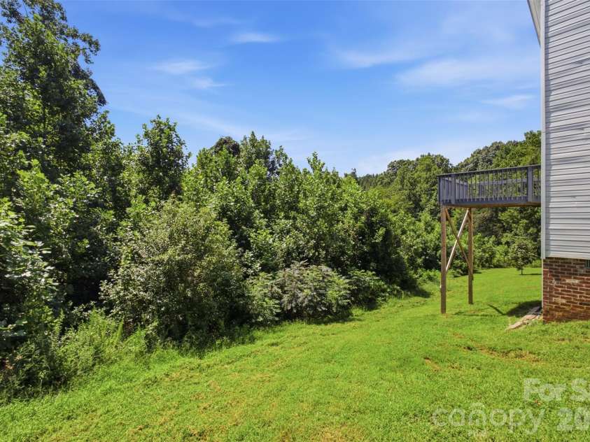 181 Four Andrews Drive, Harmony, NC 28634.  MLS# CAR4418501, YatesRealty ID 46902. 