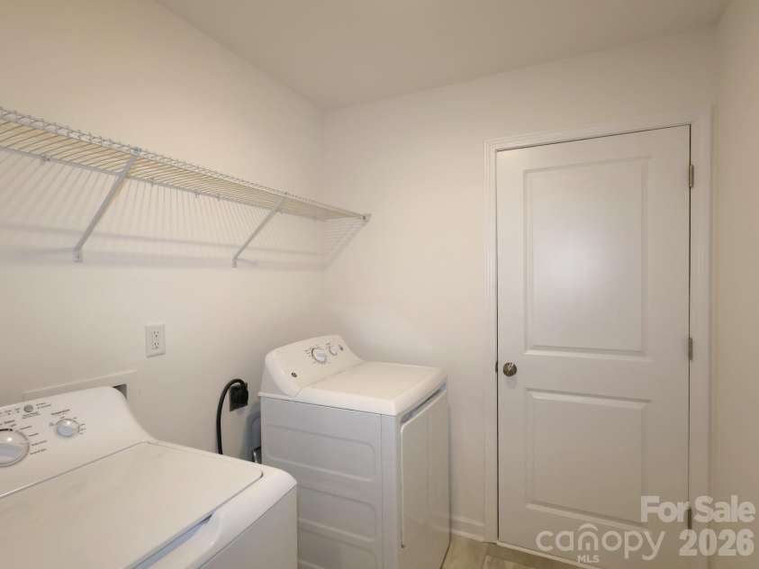 1521 Kate Cecil Way, York, SC 29745.  MLS# CAR4418457, YatesRealty ID 46906. Laundry room