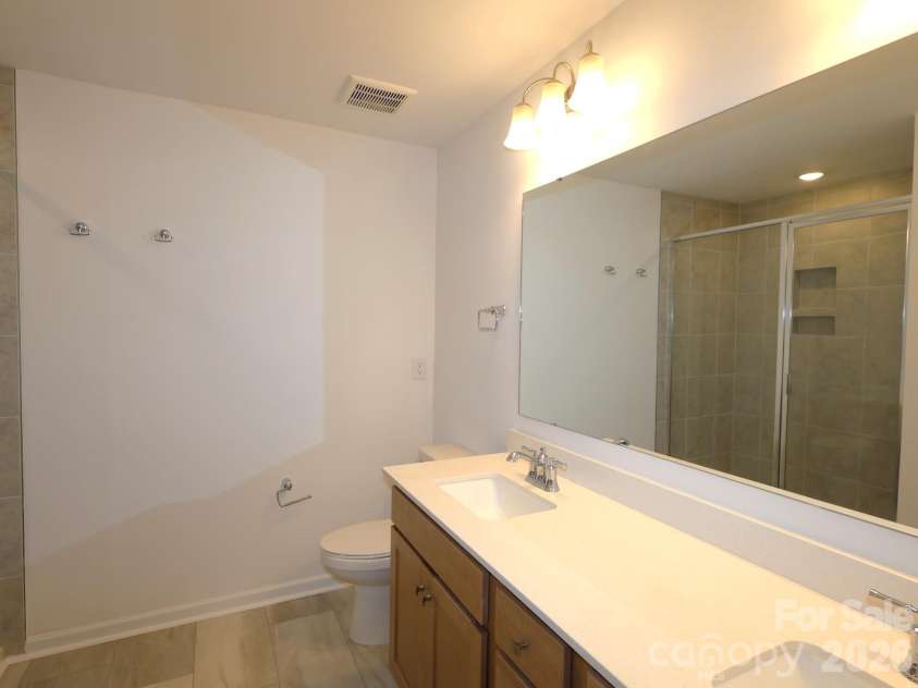 410 Hendley Drive, York, SC 29745.  MLS# CAR4418452, YatesRealty ID 46908. Owner's suite