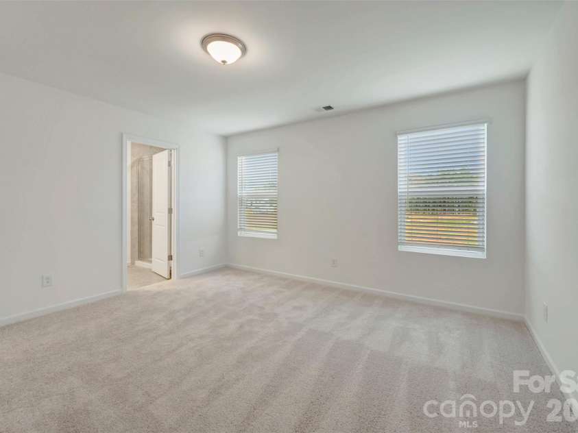 1529 Kate Cecil Way, York, SC 29745.  MLS# CAR4418464, YatesRealty ID 46909. Owner's suite