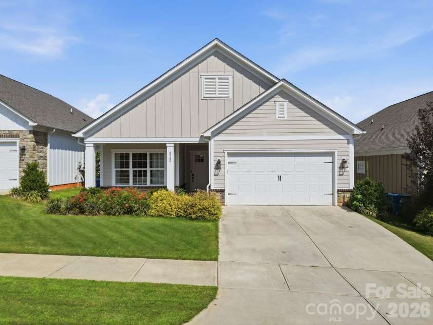 4532 Stellata Loop, Sherrills Ford, NC 28673.  MLS# CAR4417207, YatesRealty ID 46910. 