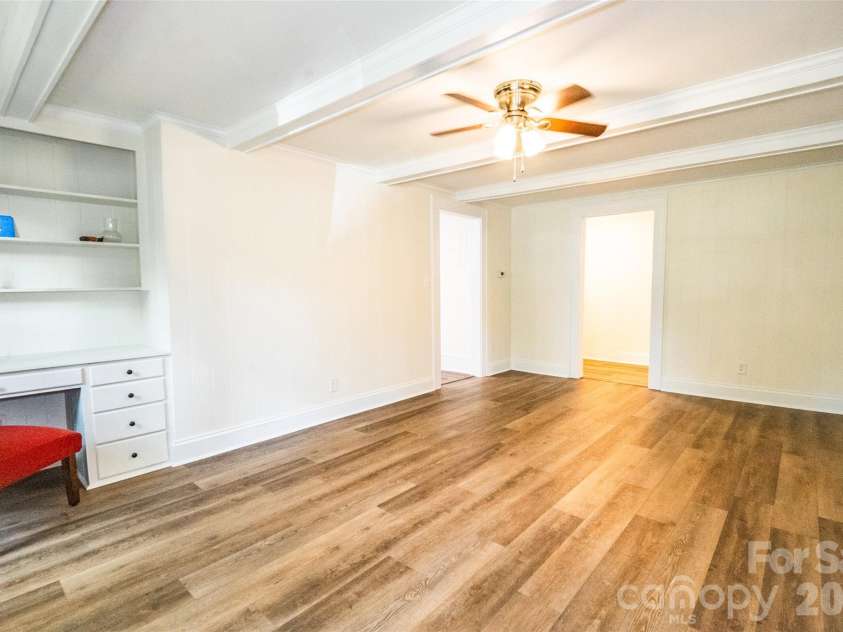 1224 Glenwood Avenue, Salisbury, NC 28146.  MLS# CAR4418498, YatesRealty ID 46912. 