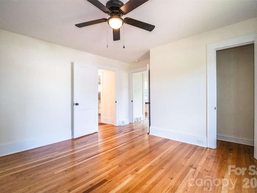 1224 Glenwood Avenue, Salisbury, NC 28146.  MLS# CAR4418498, YatesRealty ID 46912. 
