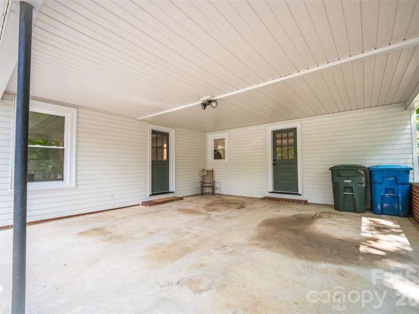 1224 Glenwood Avenue, Salisbury, NC 28146.  MLS# CAR4418498, YatesRealty ID 46912. 