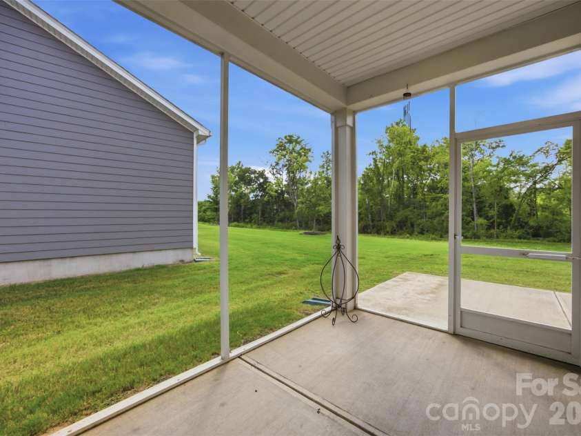 6428 Cambridge Drive, Harrisburg, NC 28075.  MLS# CAR4411916, YatesRealty ID 46914. 
