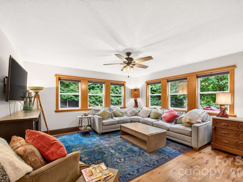 15 Riverlink Lane, Asheville, NC 28806.  MLS# CAR4417992, YatesRealty ID 46922. 2012 Build - Move In Ready