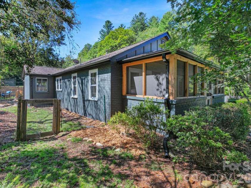 354 King Road, Pisgah Forest, NC 28768.  MLS# CAR4416298, YatesRealty ID 46932. Main Home