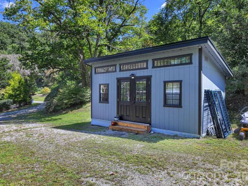 354 King Road, Pisgah Forest, NC 28768.  MLS# CAR4416298, YatesRealty ID 46932. Studio 2