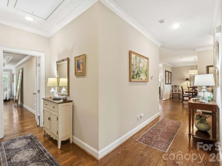 800 Jefferson Drive, Charlotte, NC 28270.  MLS# CAR4418154, YatesRealty ID 46934. 