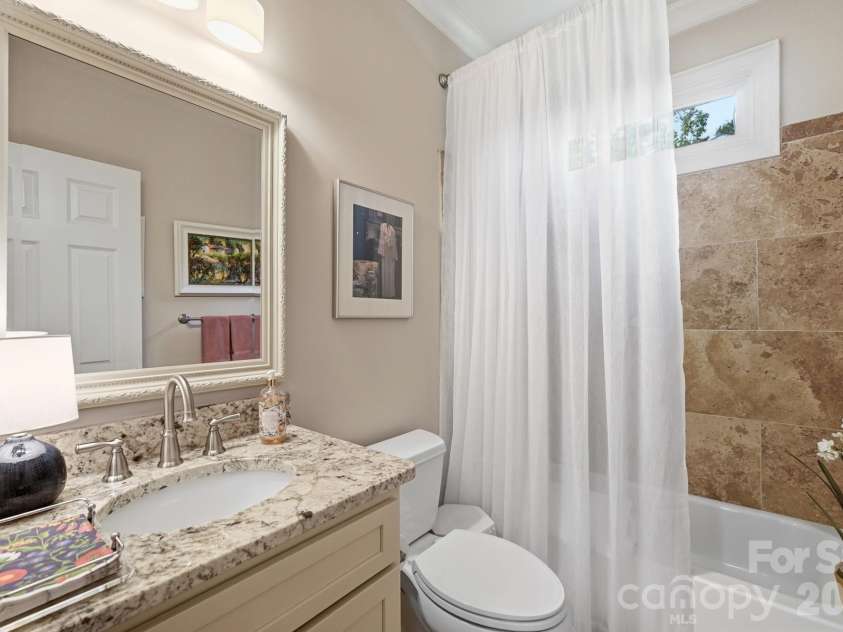 800 Jefferson Drive, Charlotte, NC 28270.  MLS# CAR4418154, YatesRealty ID 46934. 