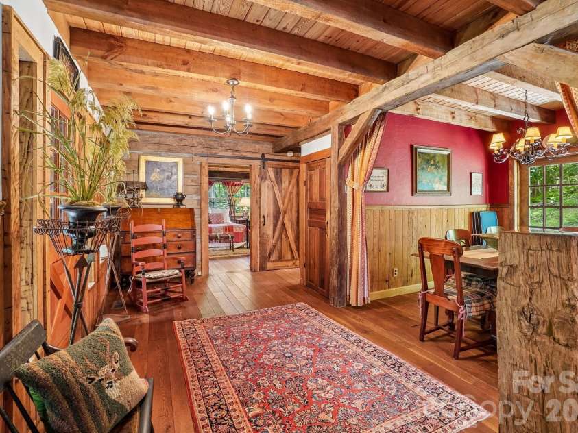 311 Wonderly Lane, Mars Hill, NC 28754.  MLS# CAR4418288, YatesRealty ID 46935. Exposed Beams Throughout