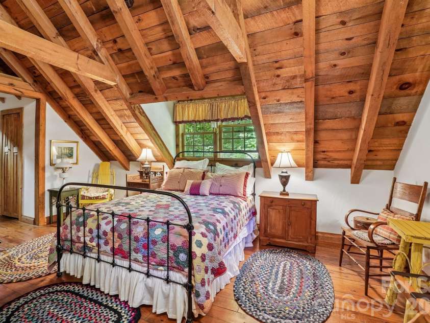 311 Wonderly Lane, Mars Hill, NC 28754.  MLS# CAR4418288, YatesRealty ID 46935. Guest Bedroom 2