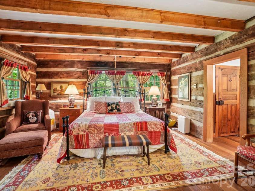 311 Wonderly Lane, Mars Hill, NC 28754.  MLS# CAR4418288, YatesRealty ID 46935. Primary on Main Level