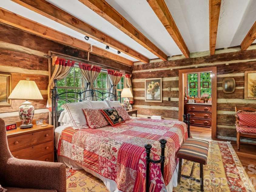 311 Wonderly Lane, Mars Hill, NC 28754.  MLS# CAR4418288, YatesRealty ID 46935. Primary on Main Level