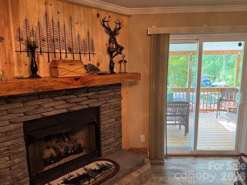 206 Bethabara Loop, Hayesville, NC 28904.  MLS# CAR4418579, YatesRealty ID 46936. 