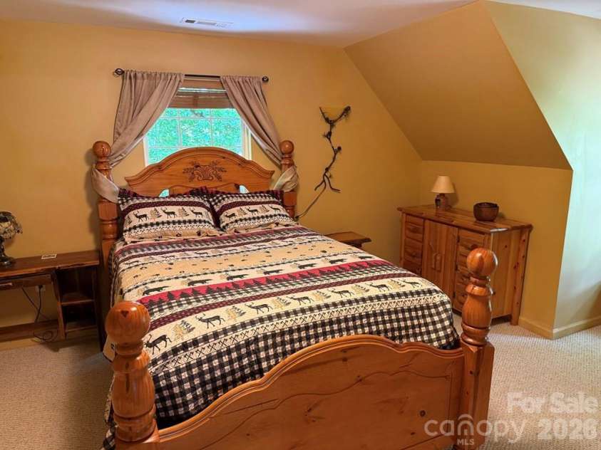 206 Bethabara Loop, Hayesville, NC 28904.  MLS# CAR4418579, YatesRealty ID 46936. 