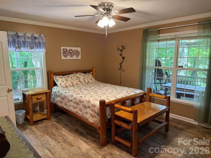 206 Bethabara Loop, Hayesville, NC 28904.  MLS# CAR4418579, YatesRealty ID 46936. 