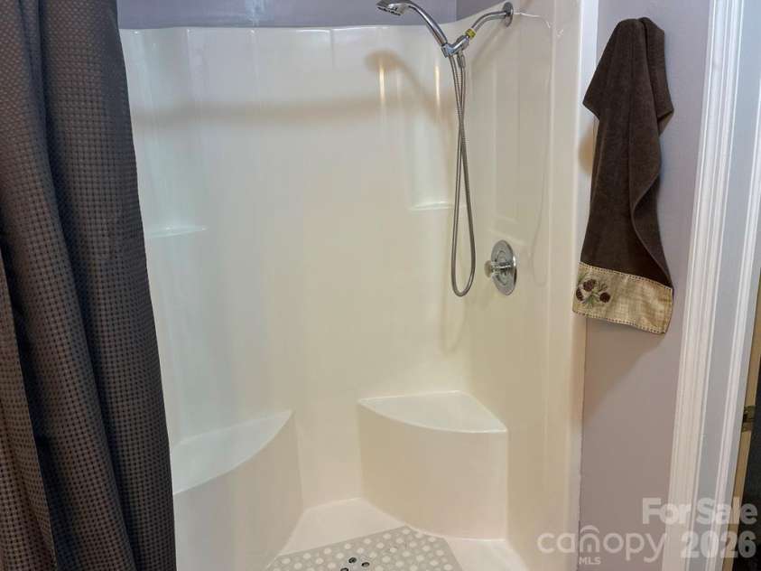 206 Bethabara Loop, Hayesville, NC 28904.  MLS# CAR4418579, YatesRealty ID 46936. 