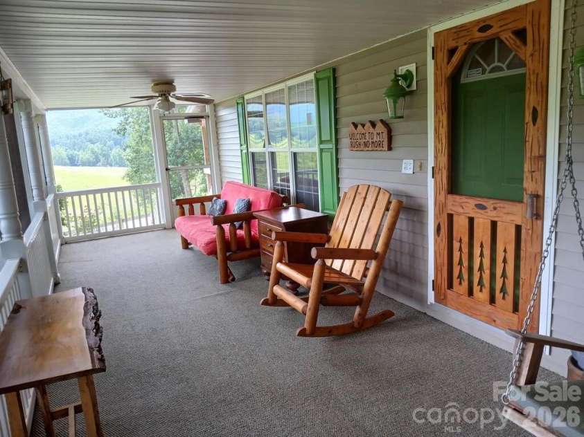 206 Bethabara Loop, Hayesville, NC 28904.  MLS# CAR4418579, YatesRealty ID 46936. 