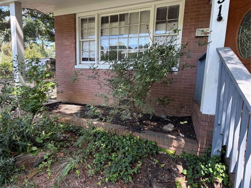 4731 Hidden Valley Road, Charlotte, NC 28213.  MLS# CAR4418562, YatesRealty ID 46937. 