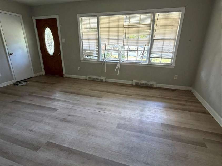 4731 Hidden Valley Road, Charlotte, NC 28213.  MLS# CAR4418562, YatesRealty ID 46937. 