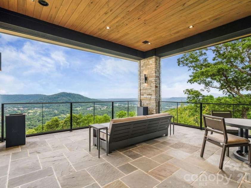 510 Cloud Top Way, Arden, NC 28704.  MLS# CAR4391979, YatesRealty ID 46939. 