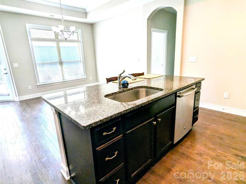 1151 Avalon Place, Matthews, NC 28104.  MLS# CAR4345951, YatesRealty ID 4694. 