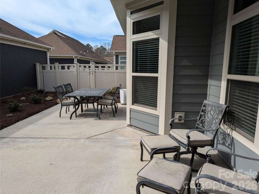 1151 Avalon Place, Matthews, NC 28104.  MLS# CAR4345951, YatesRealty ID 4694. 