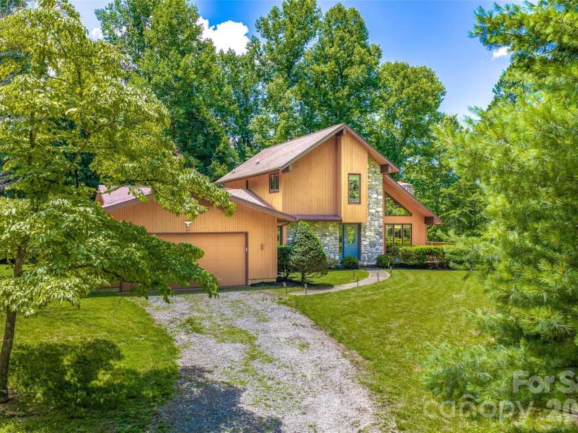 340 Sugar Hollow Road, Fairview, NC 28730.  MLS# CAR4396551, YatesRealty ID 46940. 