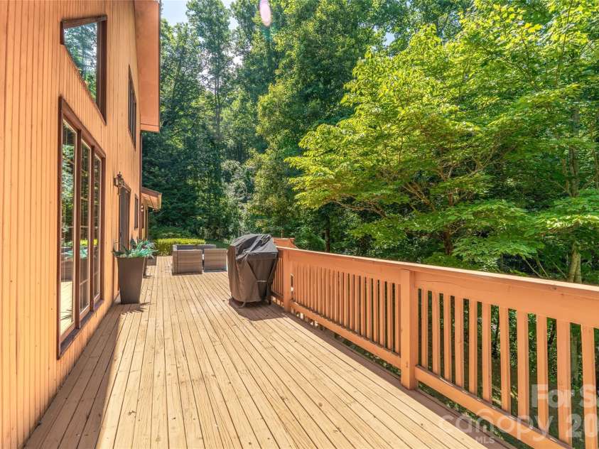 340 Sugar Hollow Road, Fairview, NC 28730.  MLS# CAR4396551, YatesRealty ID 46940. 