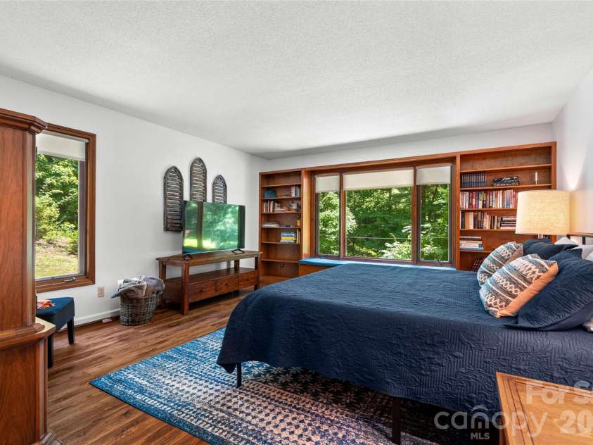 340 Sugar Hollow Road, Fairview, NC 28730.  MLS# CAR4396551, YatesRealty ID 46940. 
